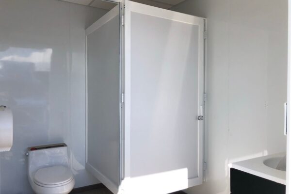 oficinas-moviles-patron-mexico- banos-1